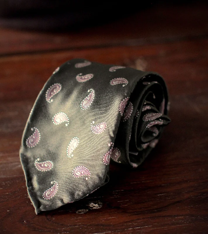 luxury necktie designs for business wear-Bryceland's SilkTie 30120