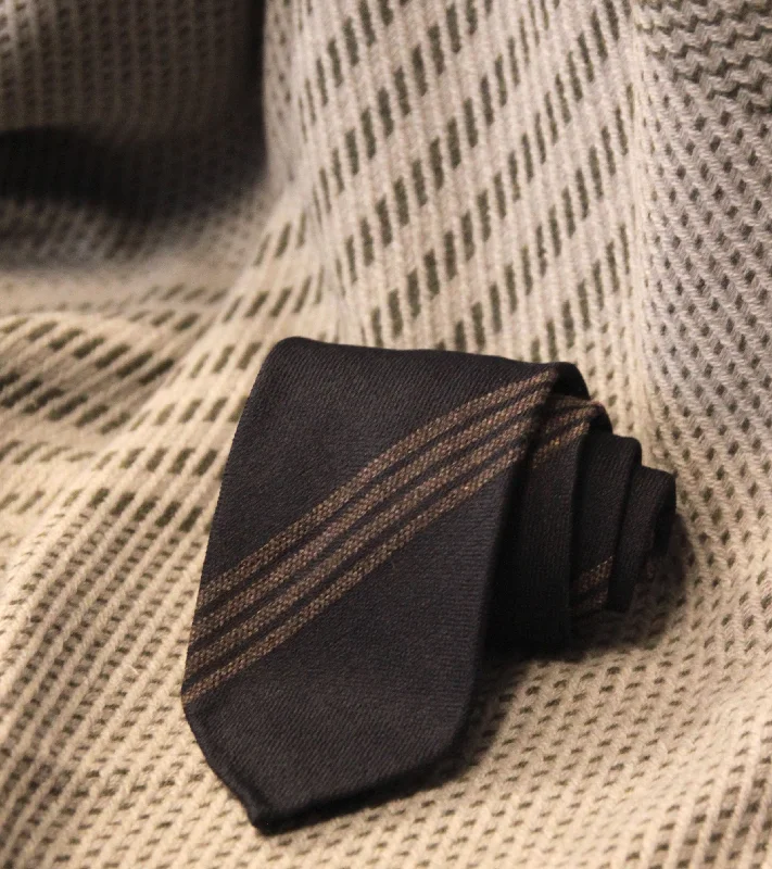 unique silk bow ties for office wear-Bryceland's Wool & Silk Tie 20125