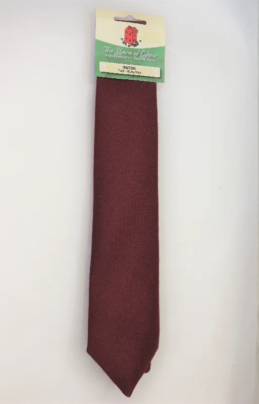 vibrant silk necktie combinations for weddings-Mens House of Edgar Woollen Tie - Burgundy